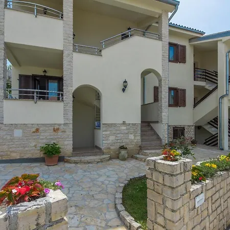 Apartmani Lorena Porec Exterior photo