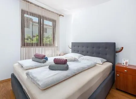 Apartmani Lorena Porec Exterior photo