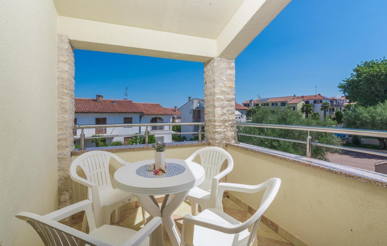 Lorena Apartment
